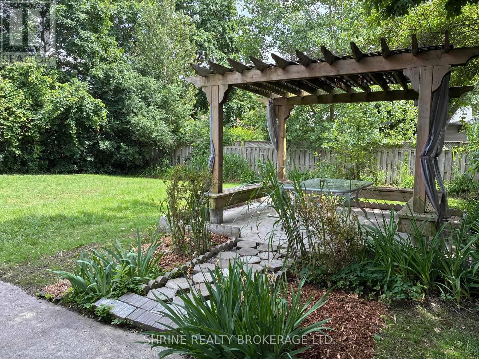 146 FANSHAWE PARK ROAD W - 38