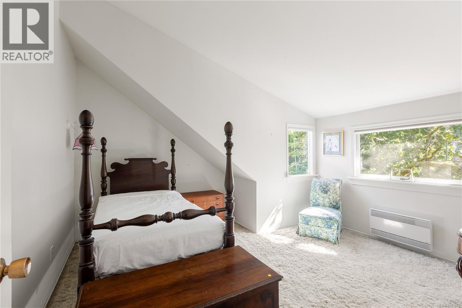 2550 Queenswood Dr - 35