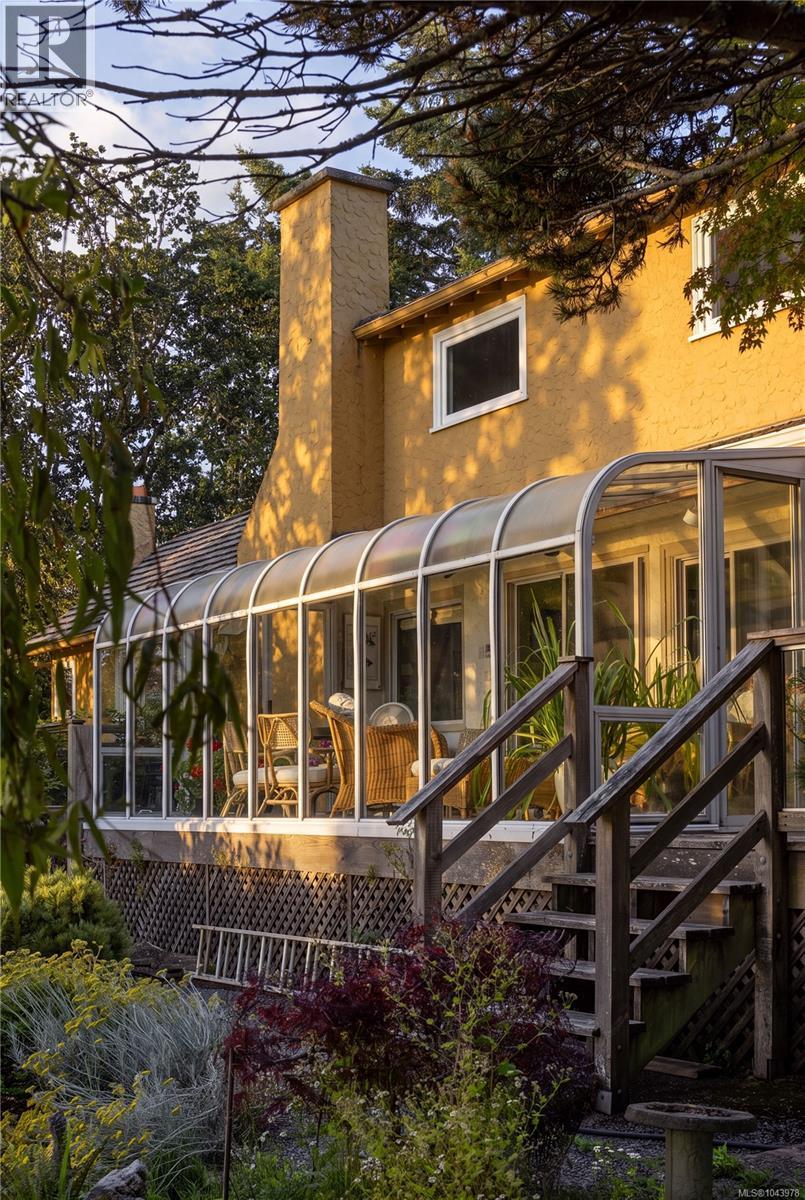 2550 Queenswood Dr - 43