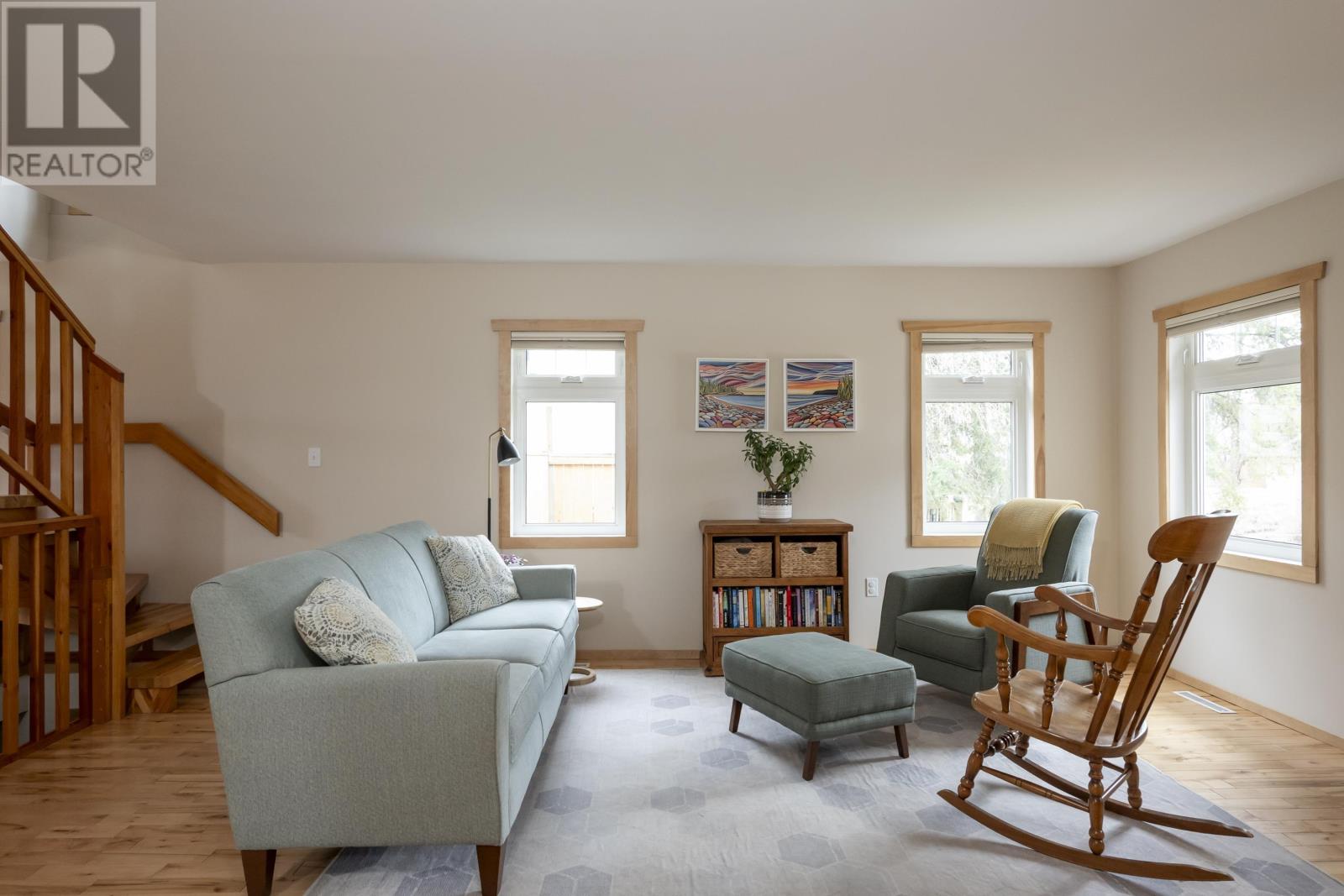 286 Van Horne ST - 15