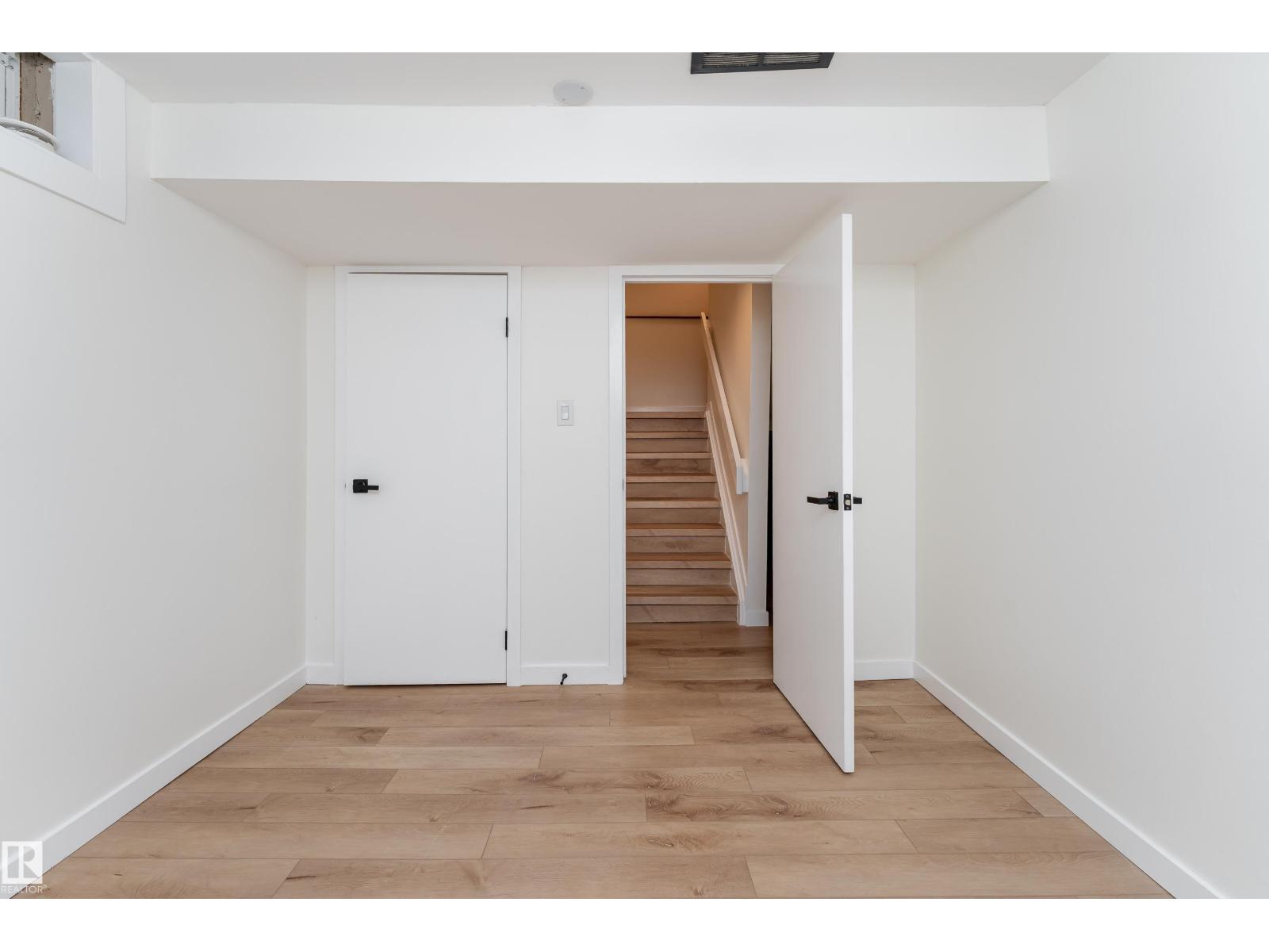 #10 1415 62 ST NW - 25