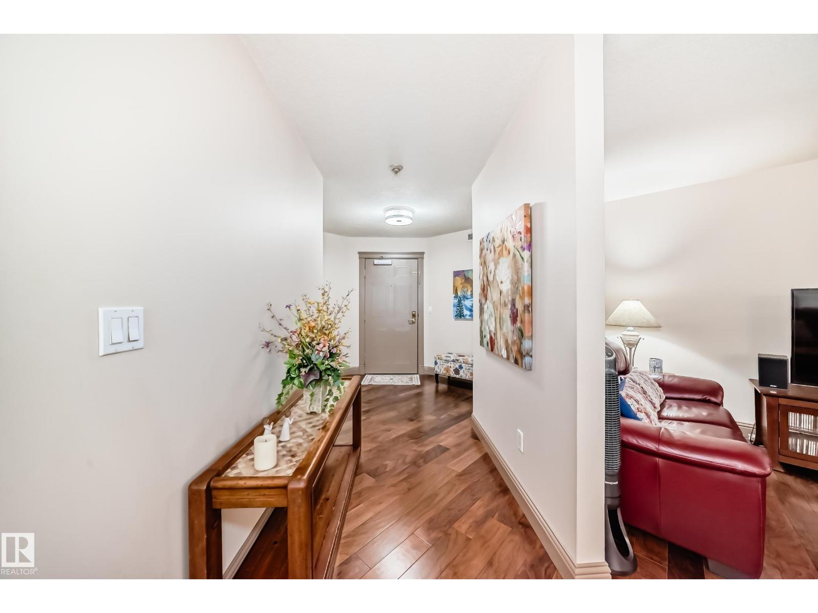#512 3 PERRON ST - 35