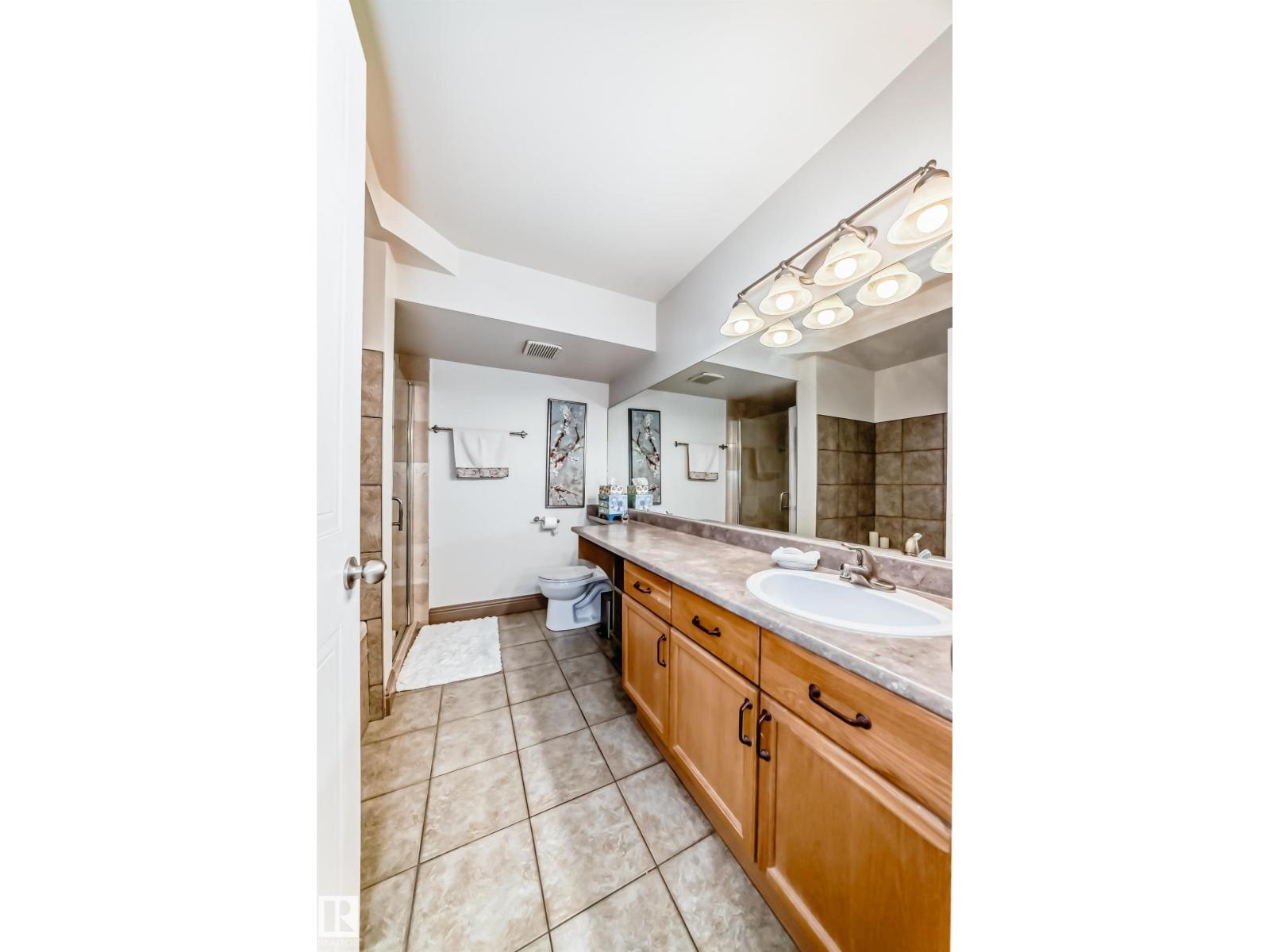 #512 3 PERRON ST - 26
