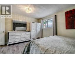 14 Greenbriar Trail, Wallaceburg, ON N8A4V4 Photo 12