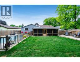 14 Greenbriar Trail, Wallaceburg, ON N8A4V4 Photo 39