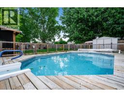 14 Greenbriar Trail, Wallaceburg, ON N8A4V4 Photo 43