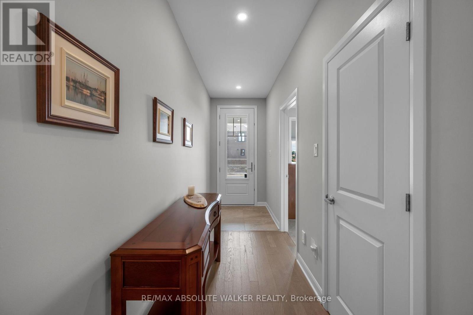 860 COMPANION CRESCENT - 10