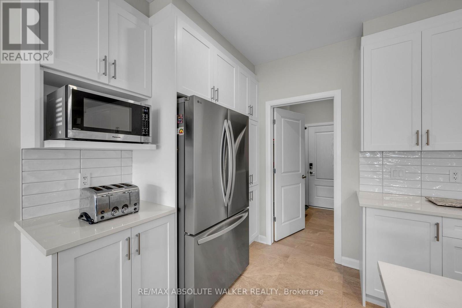 860 COMPANION CRESCENT - 15