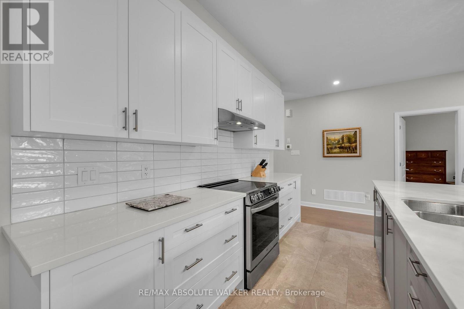 860 COMPANION CRESCENT - 18