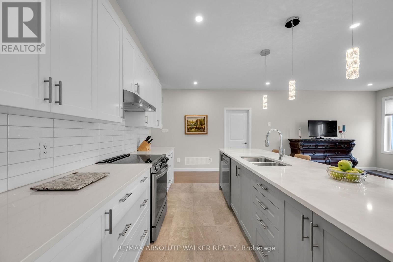 860 COMPANION CRESCENT - 19