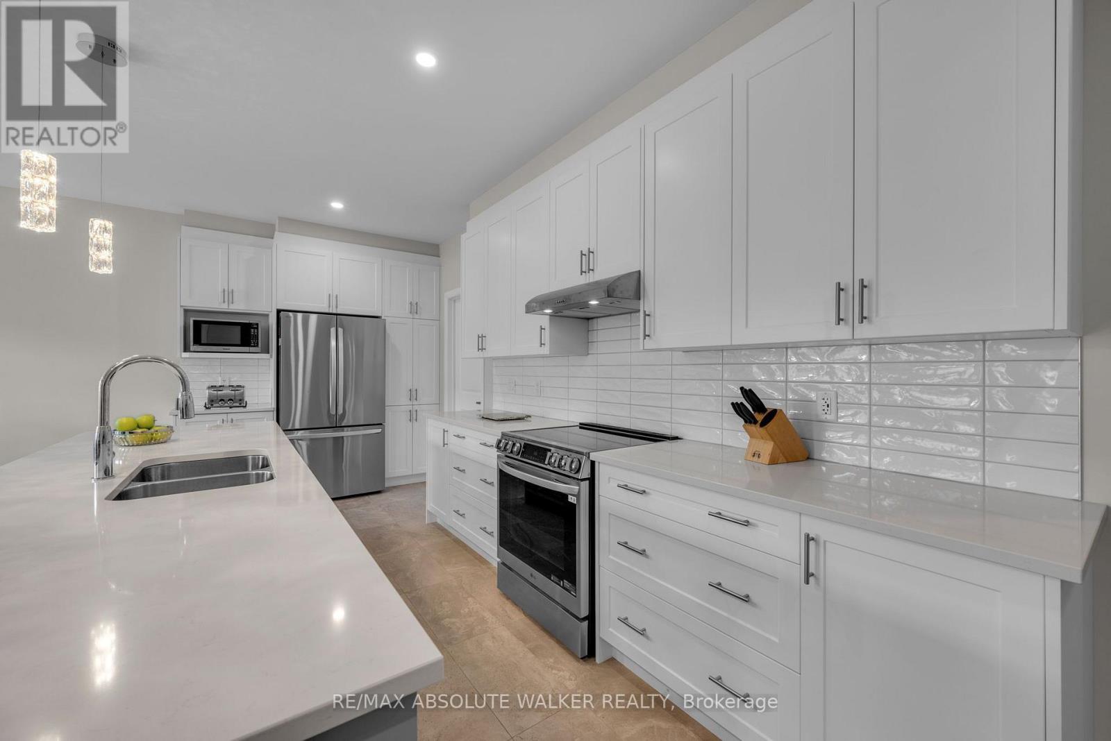 860 COMPANION CRESCENT - 20