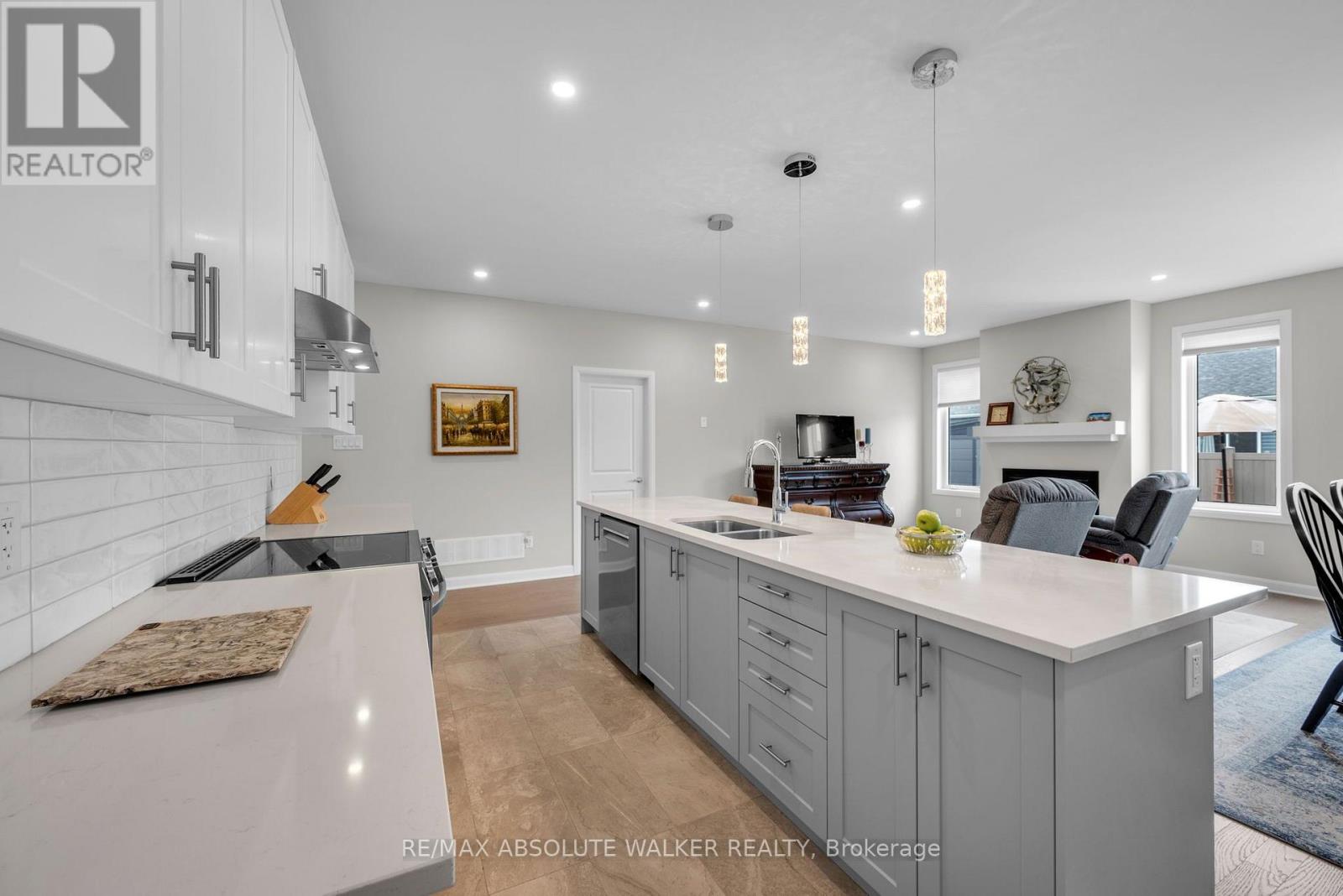 860 COMPANION CRESCENT - 21