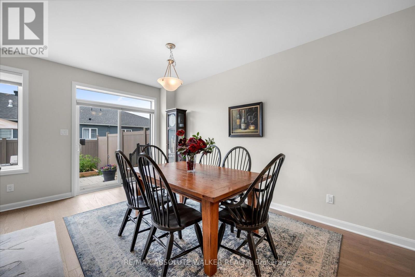 860 COMPANION CRESCENT - 25