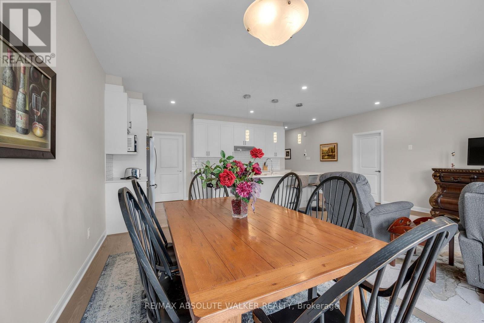 860 COMPANION CRESCENT - 27