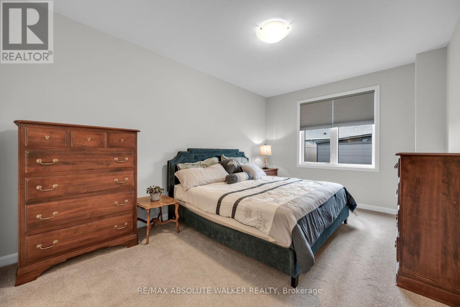 860 COMPANION CRESCENT - 28