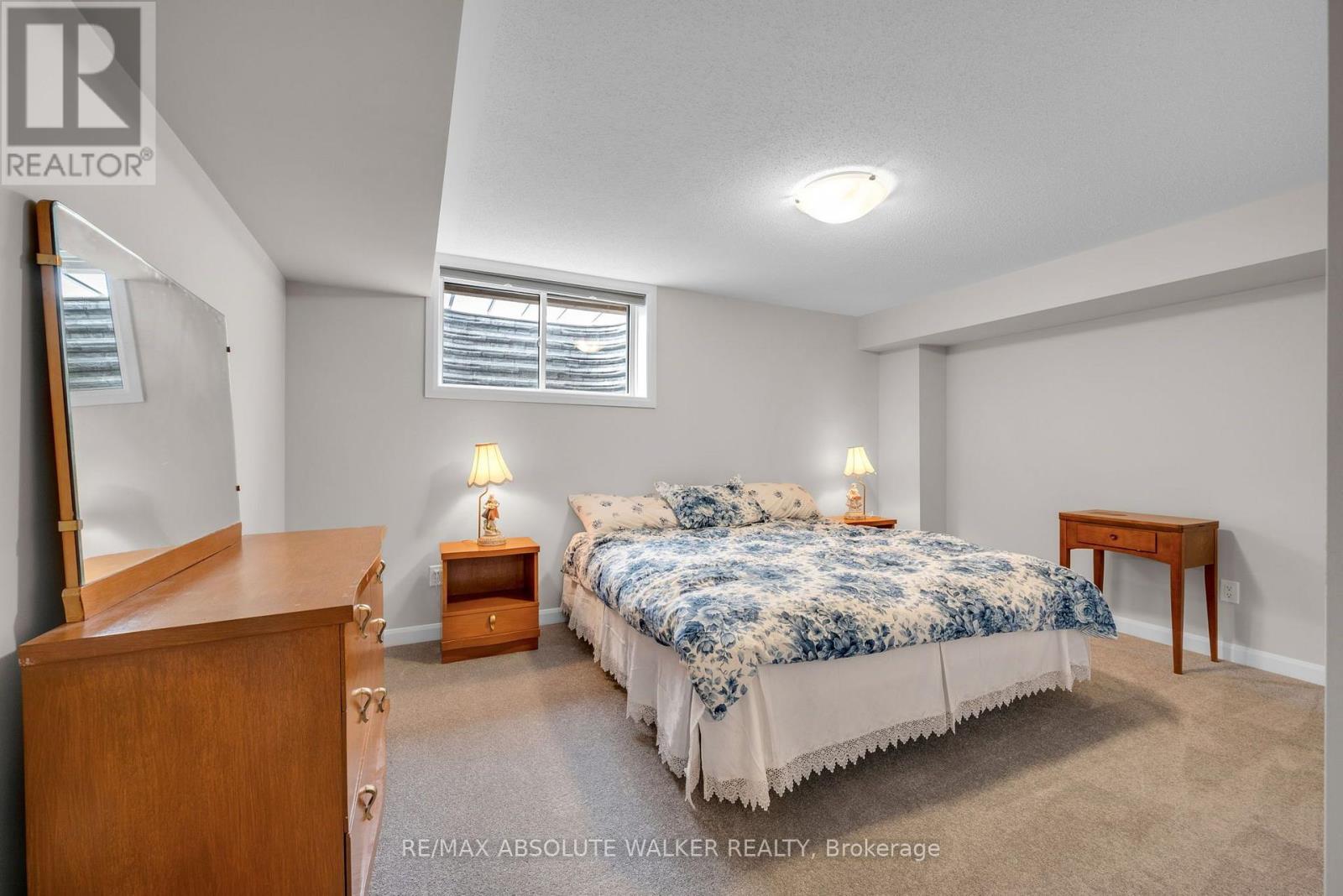 860 COMPANION CRESCENT - 41
