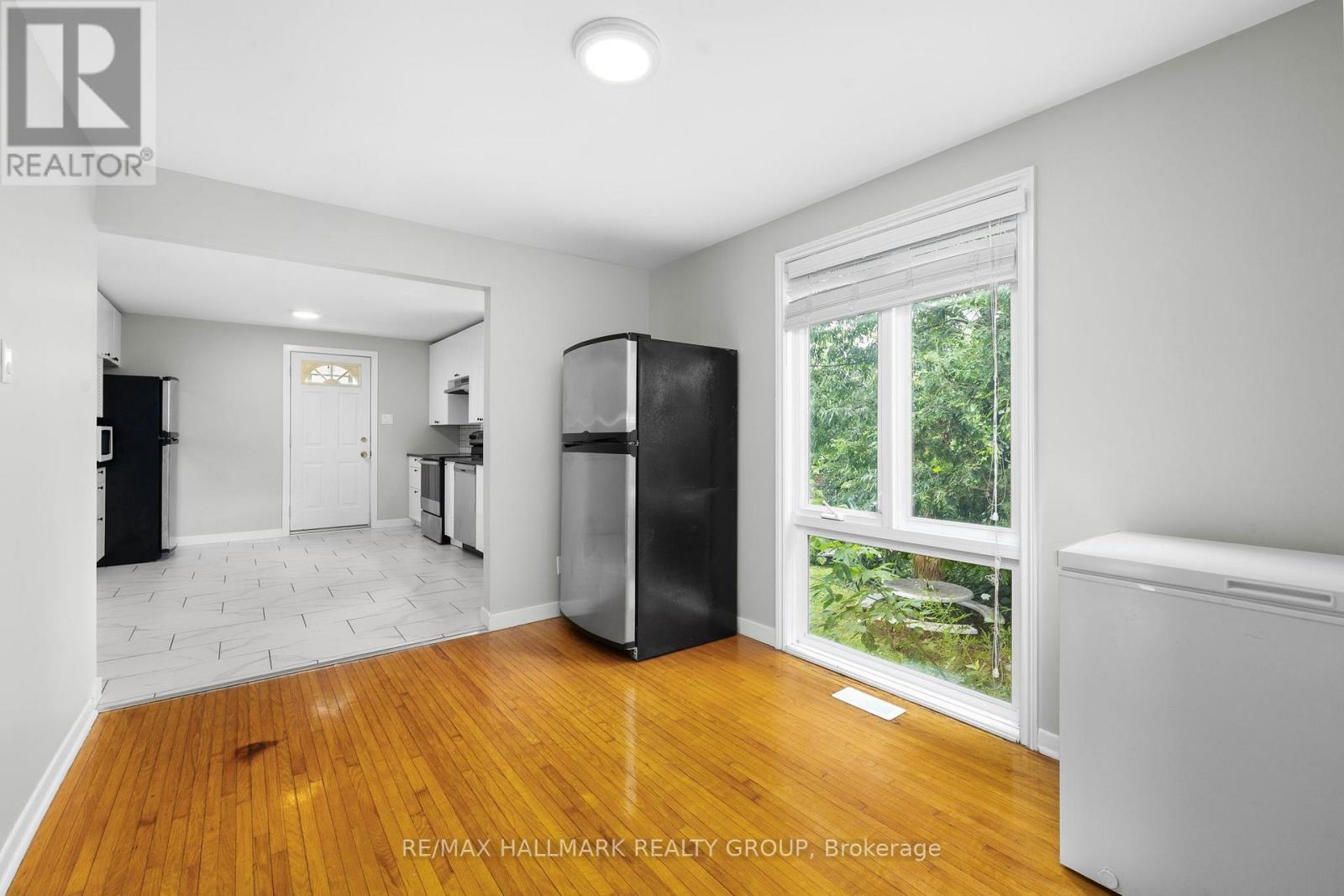 84 CHESTERTON DRIVE - 10