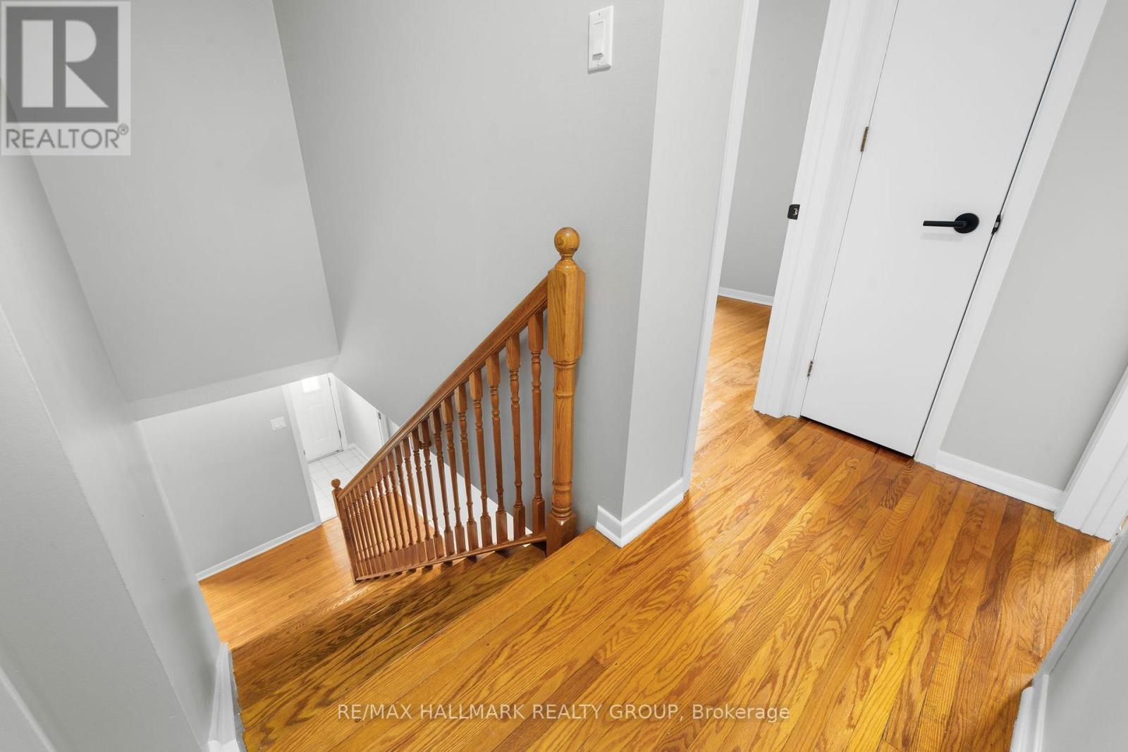 84 CHESTERTON DRIVE - 18