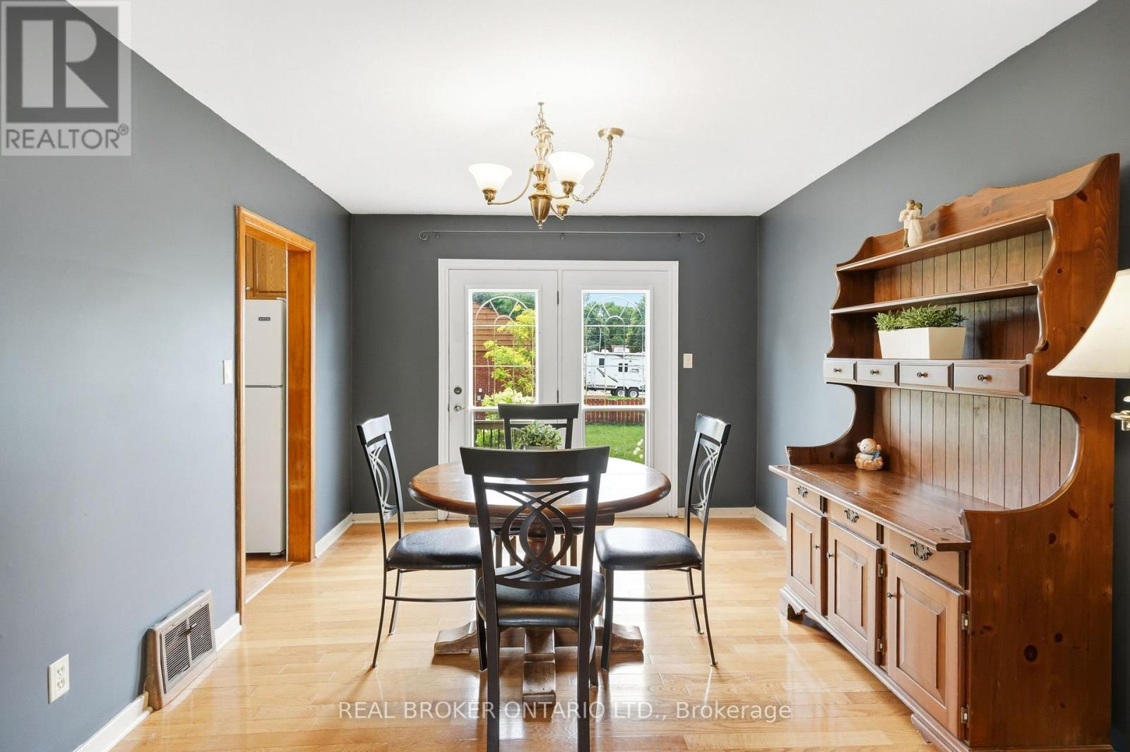 6612 STAMFORD GREEN DRIVE - 11