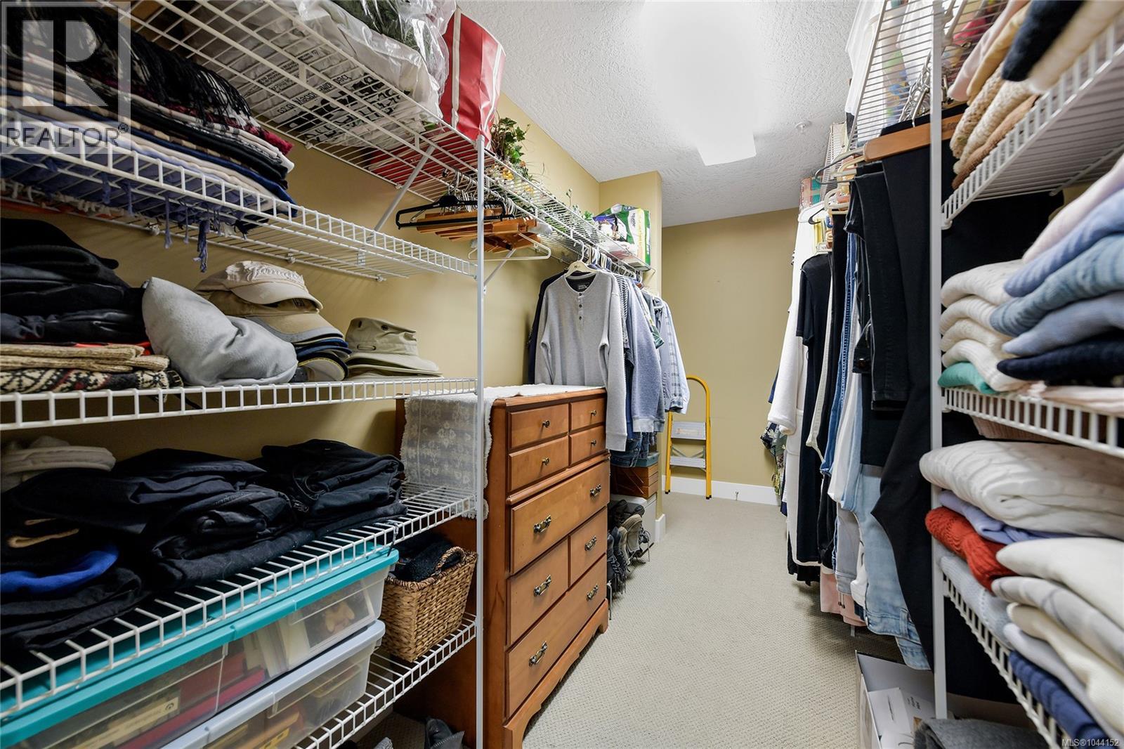 307 5332 Sayward Hill Crescent, Saanich