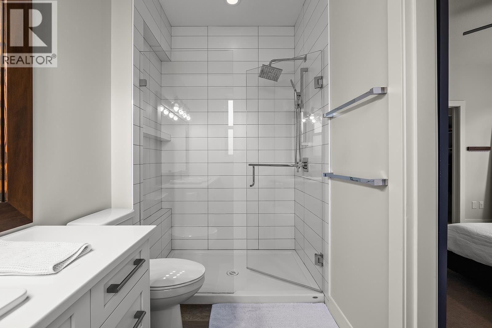 21 Forest Edge Drive - 23