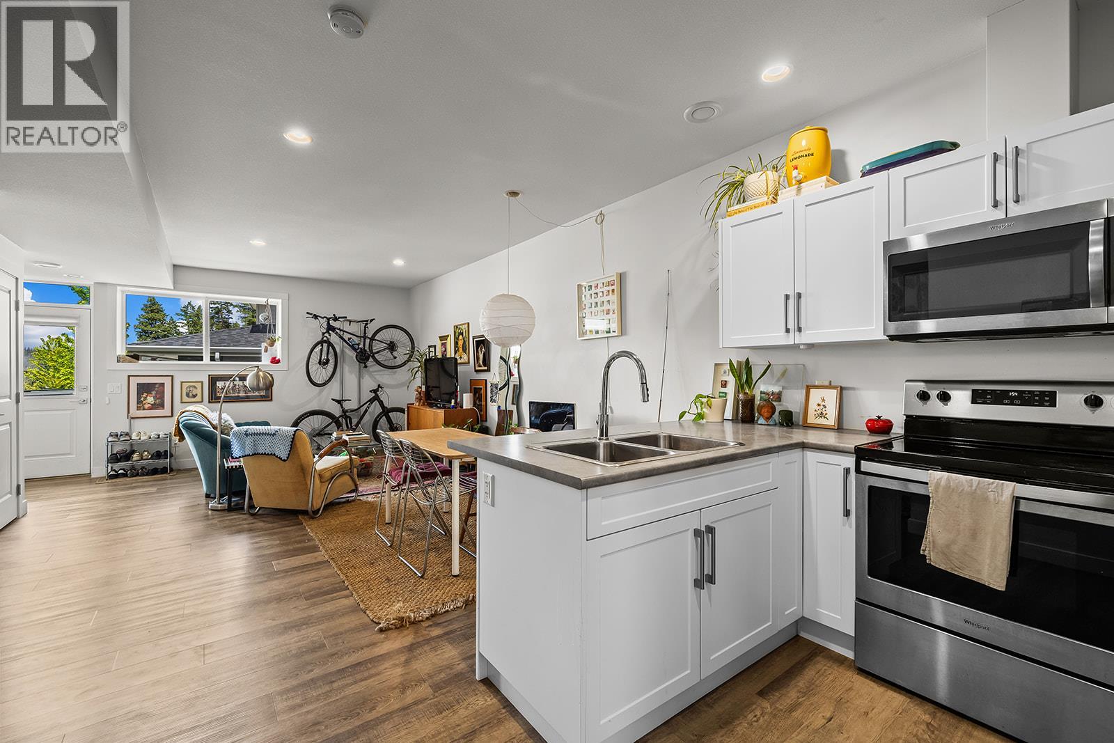 21 Forest Edge Drive - 35