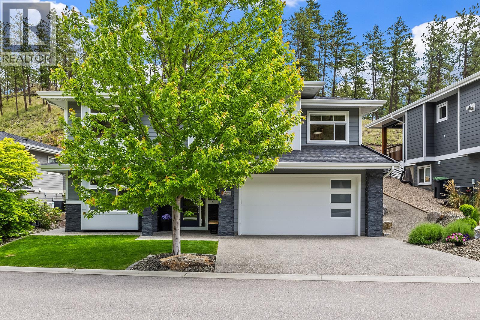 21 Forest Edge Drive - 2