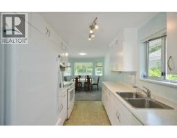 4 783 Reed Road, Gibsons, BC V0N1V7 Photo 7