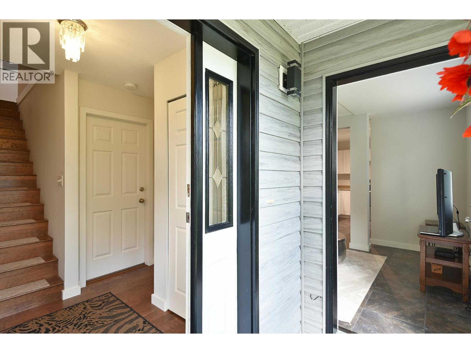 5866D TURNSTONE CRESCENT, Sechelt