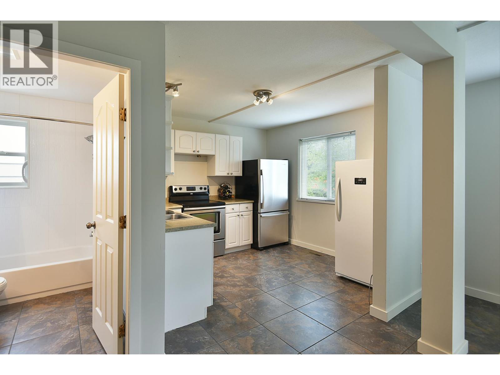 5866D TURNSTONE CRESCENT, Sechelt