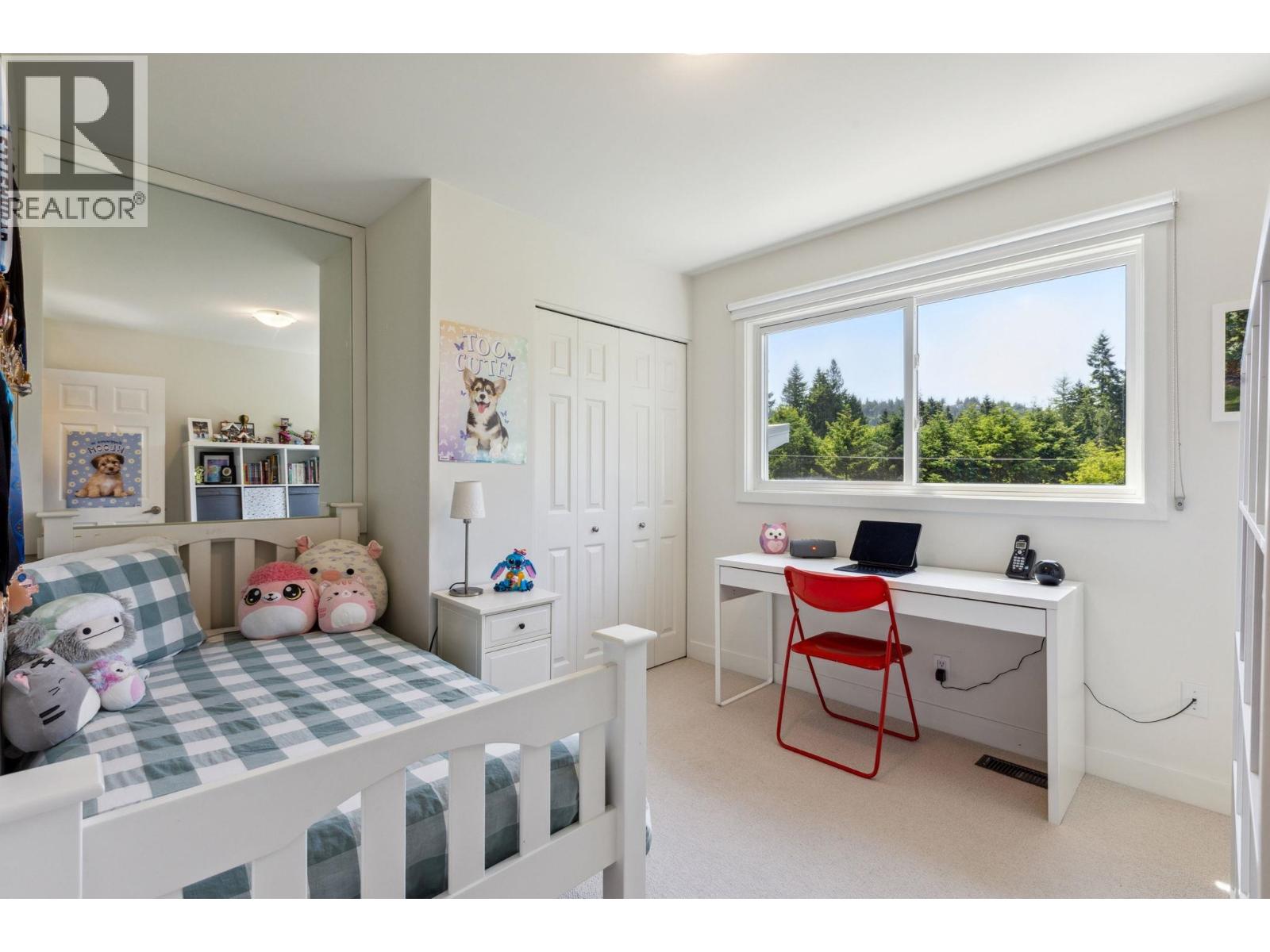 5766 CRANLEY DRIVE, West Vancouver