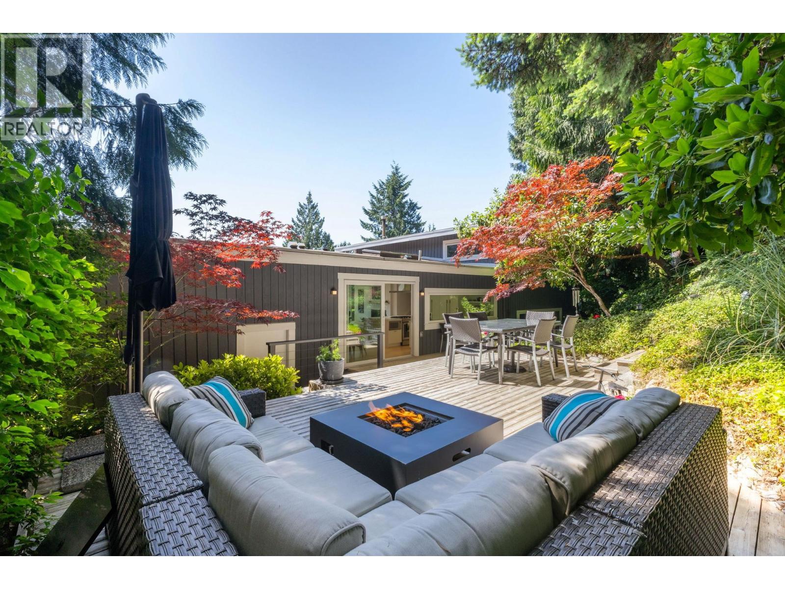 5766 CRANLEY DRIVE, West Vancouver