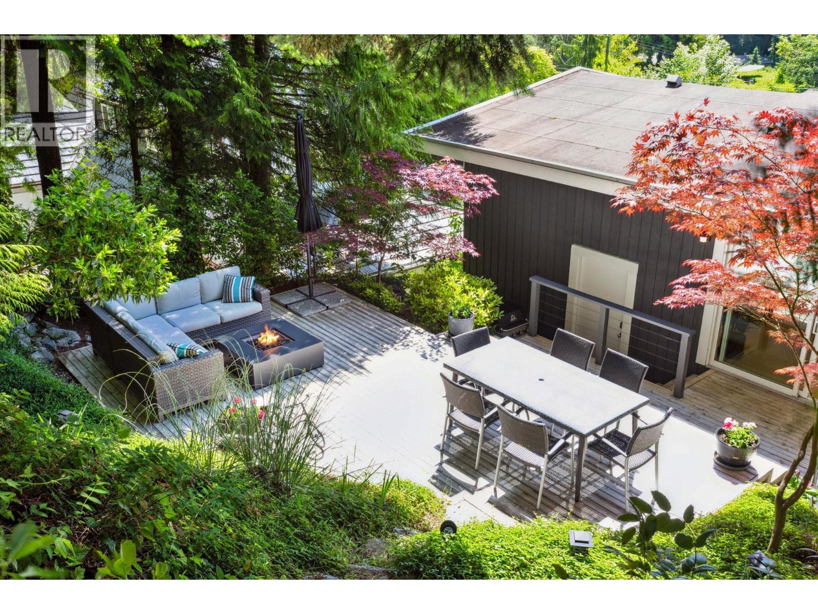 5766 CRANLEY DRIVE, West Vancouver