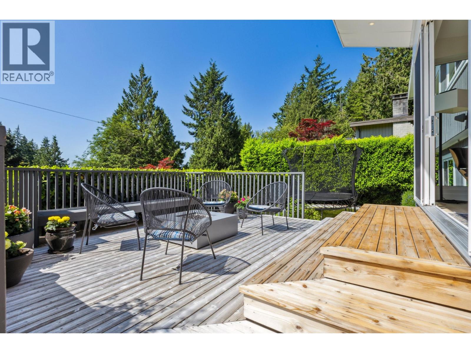 5766 CRANLEY DRIVE, West Vancouver