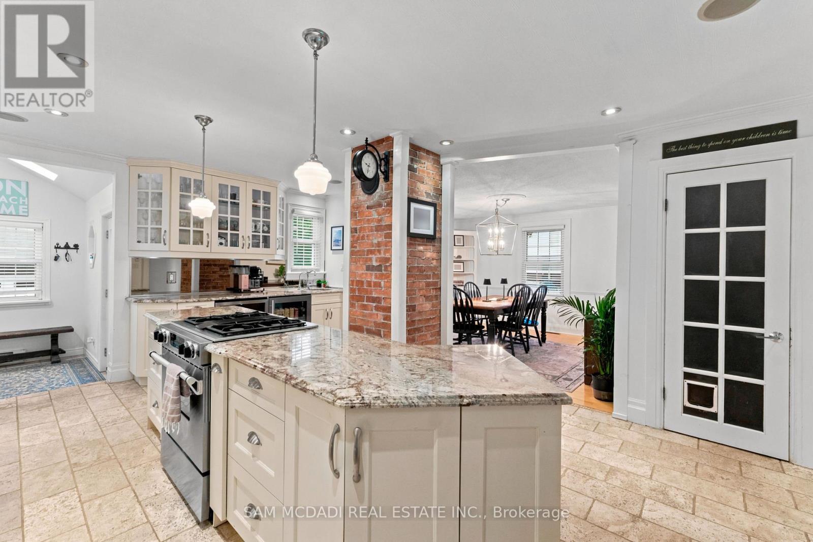 1498 FIRELANE 2 - Image 8