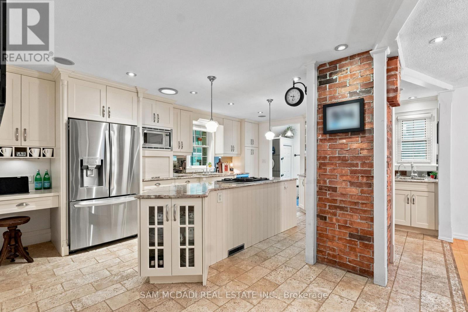 1498 FIRELANE 2 - Image 6