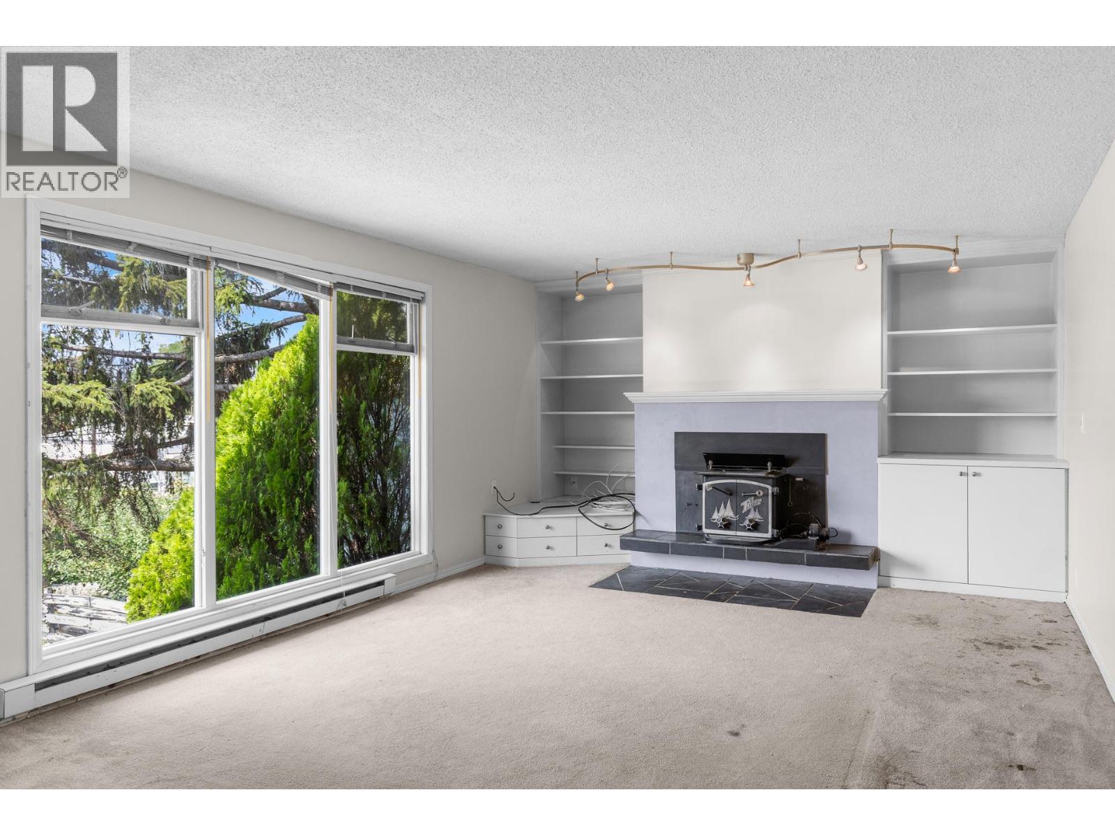 695 Girard Road - 11
