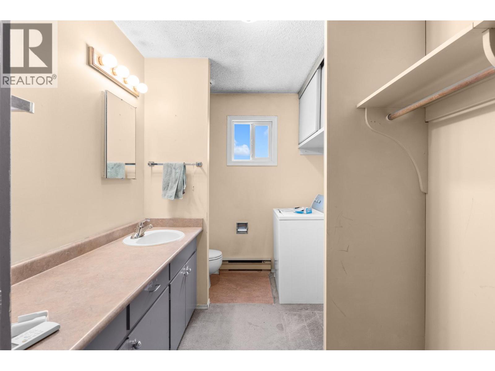 695 Girard Road - 19
