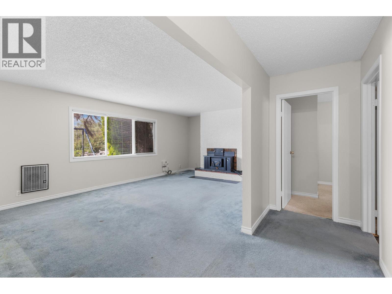 695 Girard Road - 35