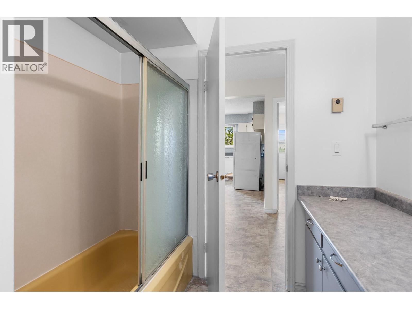 695 Girard Road - 39
