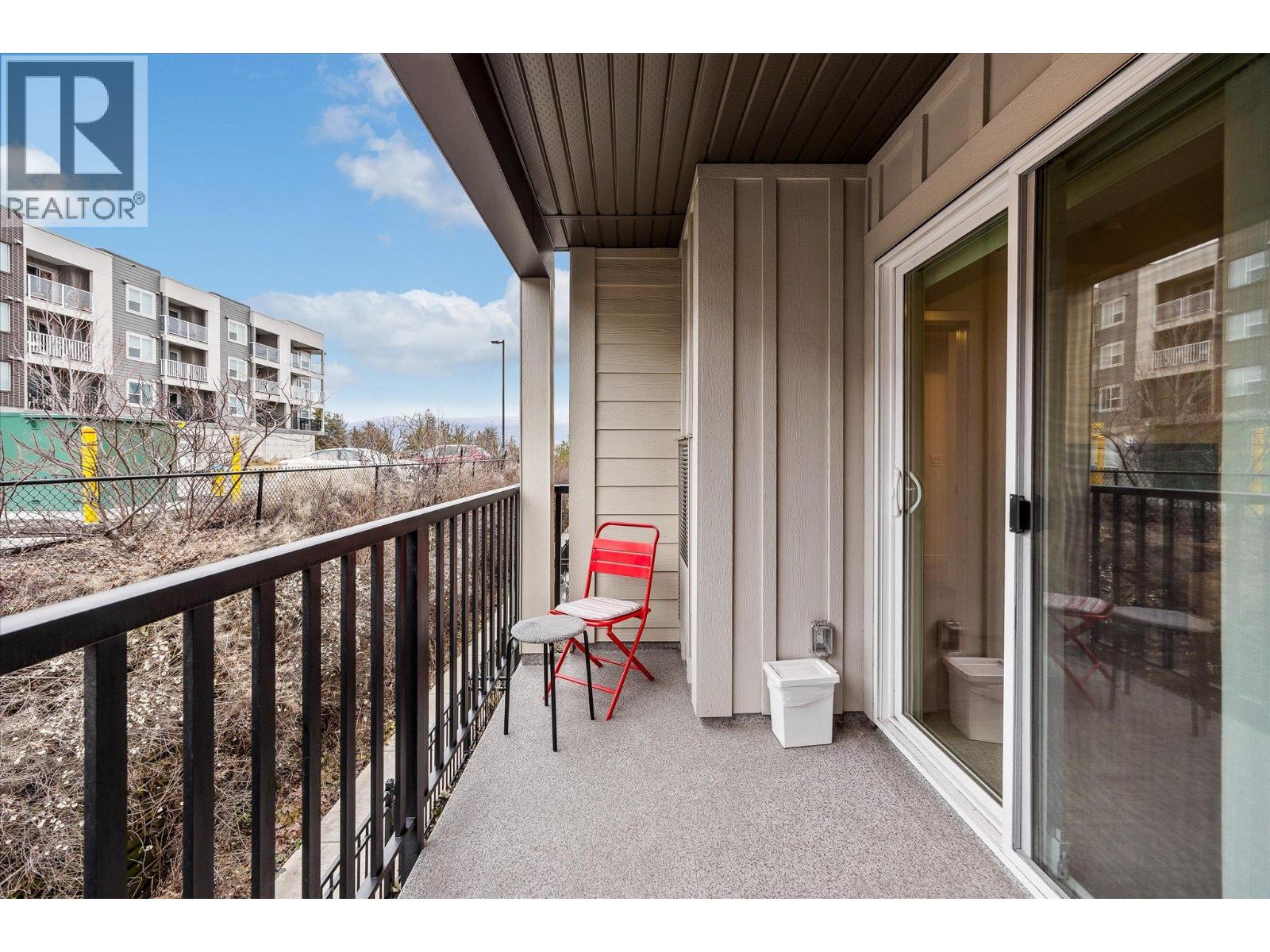 #212 655 Academy Way - 15