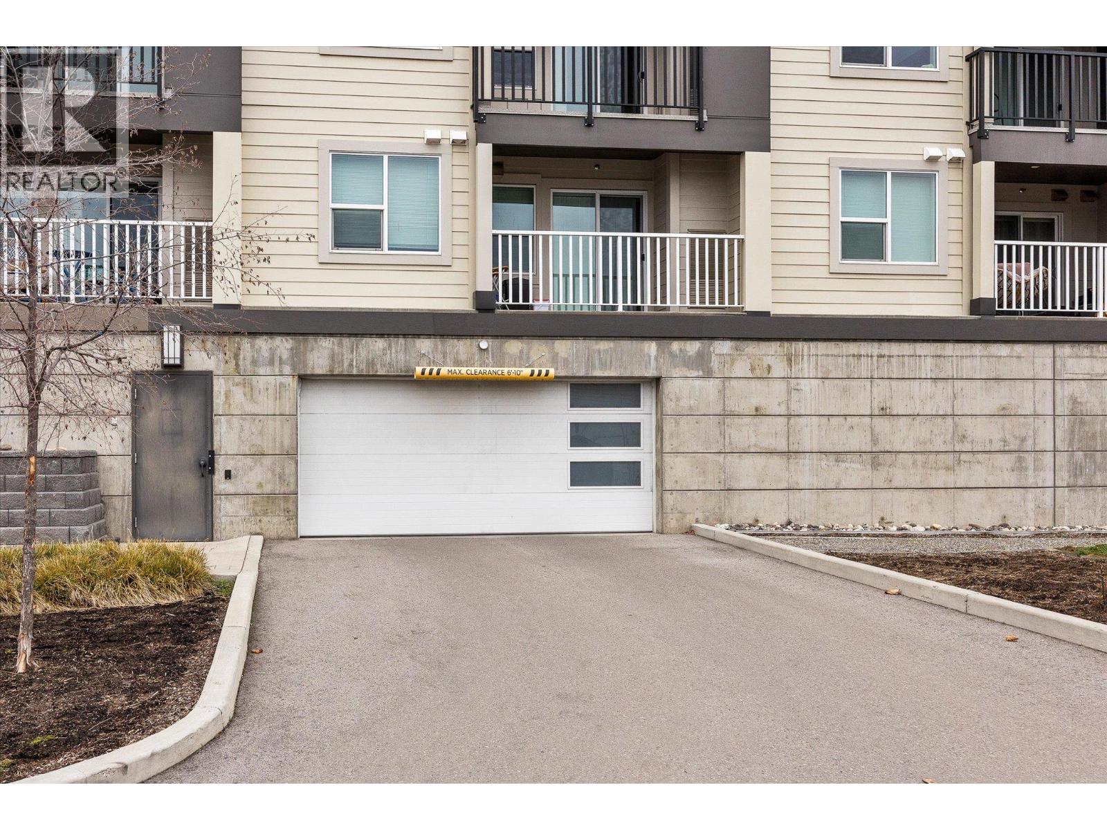 #212 655 Academy Way - 27