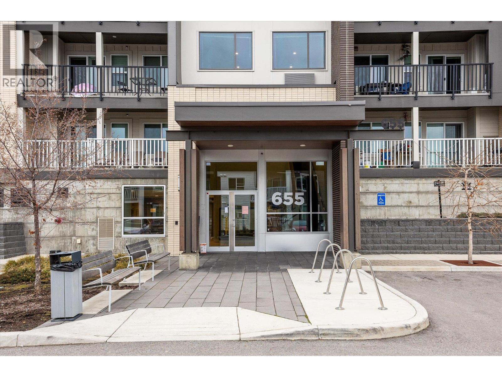 #212 655 Academy Way - 3
