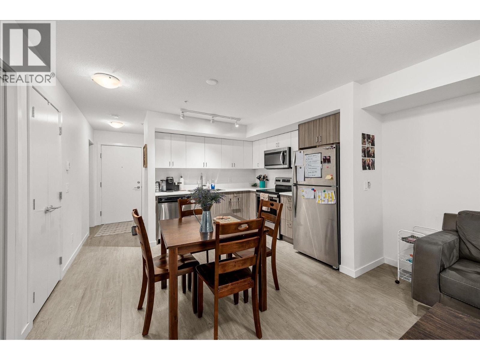 #212 655 Academy Way - 5