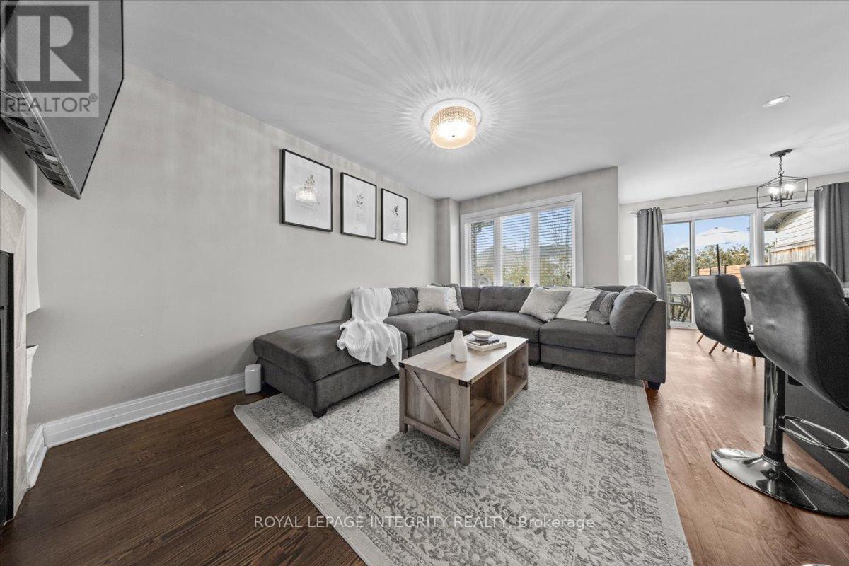 3 Bed, 3 Bath House for Sale in Ottawa – 154 WOODHURST CRESCENT, Ottawa – MLS# X13595142 - Image 26