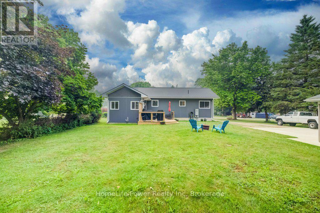 1077 QUEEN STREET - 31
