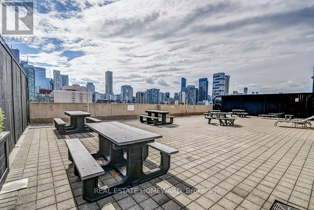 #1009 323 RICHMOND STREET - 36