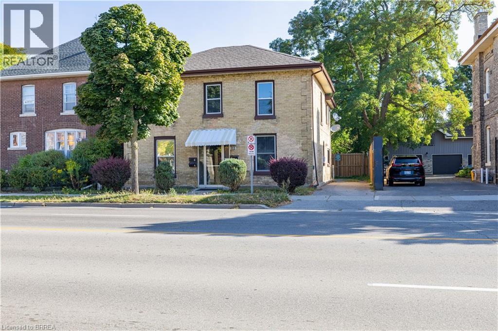113 BRANT Avenue - 1
