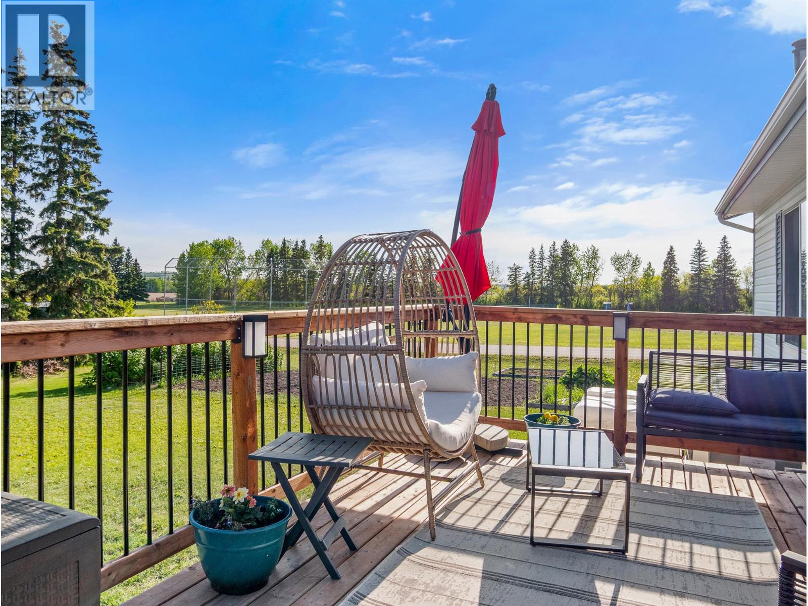 633 404 Avenue - Image 33