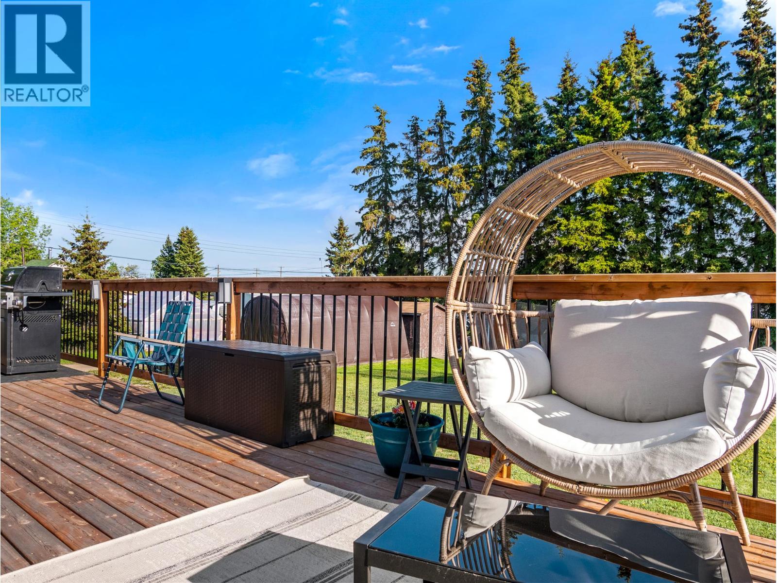 633 404 Avenue - 34